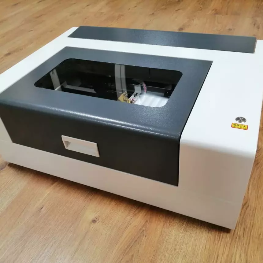 lazernyj-stanok-elixmate-ng-0203-m